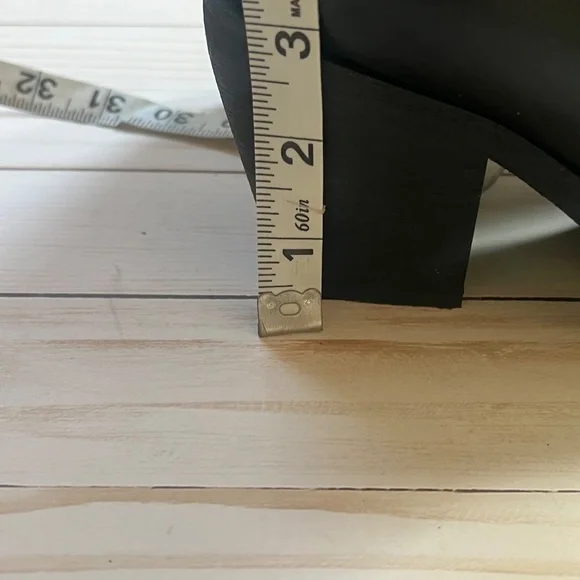 Wetkiss Black Faux Leather Women’s Cowboy Boots – Size 9 – Excellent Condition - Picture 8 of 8